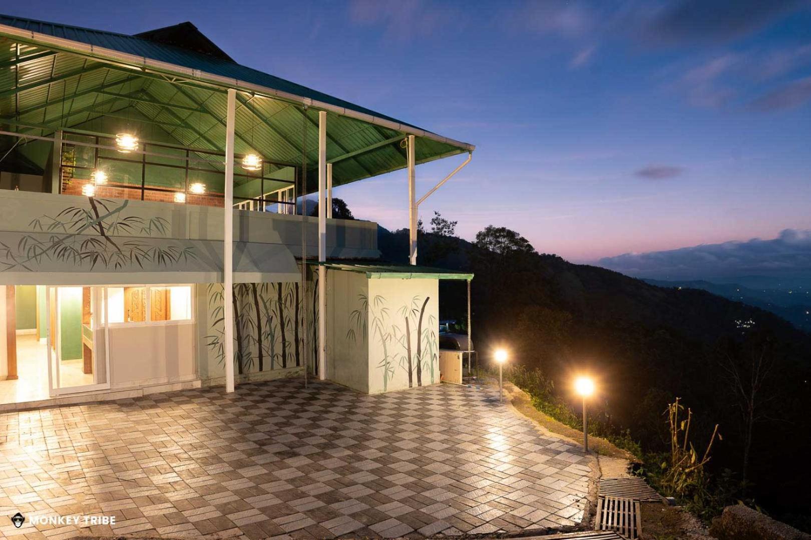 Monkey Tribe Munnar Hostel Exterior photo